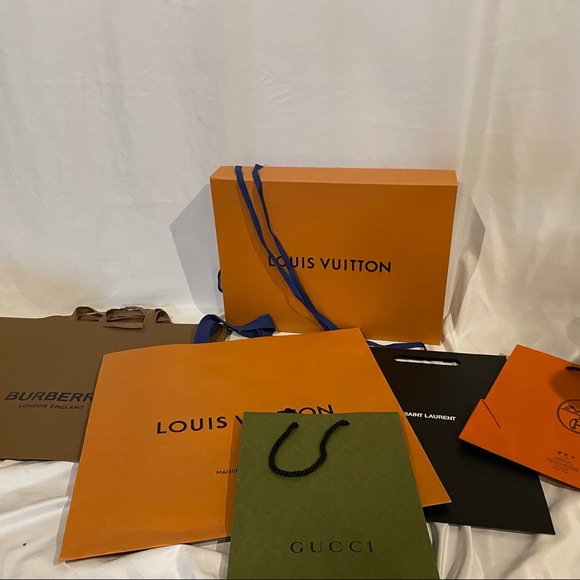 Burberry paper bags! XL and Large! - Picture 4 of 4